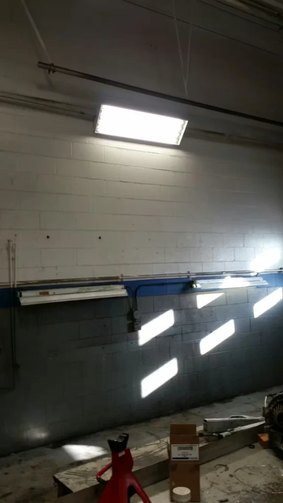 Image of a two-tone will before repainting